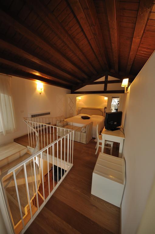 Villa Bonocore Maletto Hotel & Spa Cardillo 客房 照片